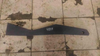 Накладка на консоль правая Kia  Quoris 2012> б/у