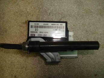 Блок контроля ремней безопасности Kia  Quoris 2012> б/у