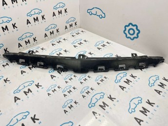 Кронштейн решетки радиатора Mercedes  C W205 2014> б/у