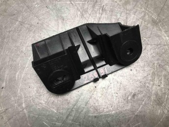 Держатель VIN-номера BMW  X4 G02 2018> б/у