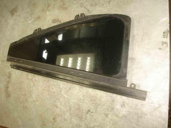 Стекло двери задней левой Volvo  XC90 2015> б/у