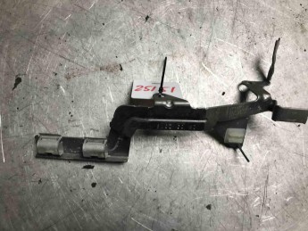 Кронштейн лямбдазонда BMW  X4 G02 2018> б/у