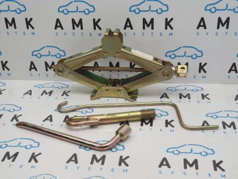 Домкрат Lifan  X50 2015> б/у