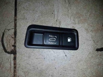 Блок кнопок  Kia  Quoris 2012> б/у