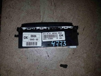 Блок кнопок Kia  Quoris 2012> б/у