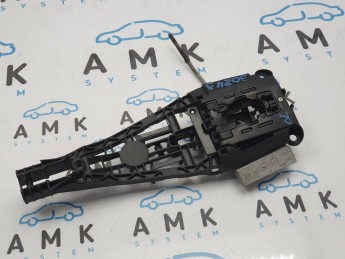 Кронштейн ручки правой  Opel  Astra J 2010> б/у