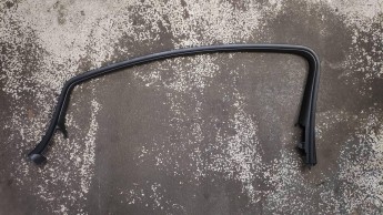 Накладка Opel  Astra J 2010> б/у