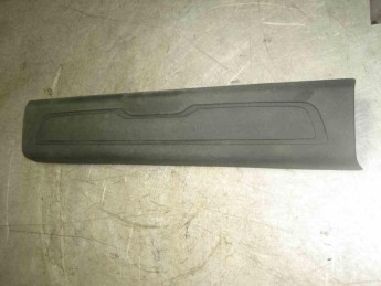 Накладка порога передняя Citroen  C4 Grand Picasso 2014> б/у