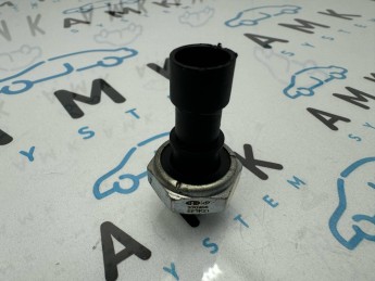 Датчик давления масла Opel  Astra J 2010> б/у