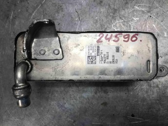 Радиатор масляный BMW  X4 G02 2018> б/у