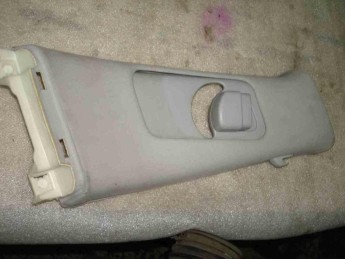 Обшивка стойки центральной правой верх Kia  Quoris 2012> б/у