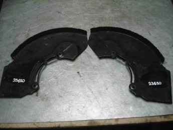 Пыльник тормозного диска Land Rover  Range Rover Sport 2013> б/у