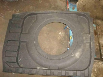 Обшивка багажника нижняя Kia  Quoris 2012> б/у