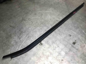 Молдинг стекла двери передней левой BMW  X4 G02 2018> б/у