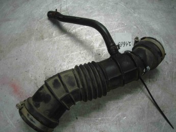 Патрубок воздушного фильтра Renault  Master III 2010> б/у