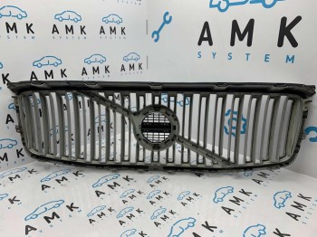 Решетка радиатора Volvo  XC90 2015> б/у