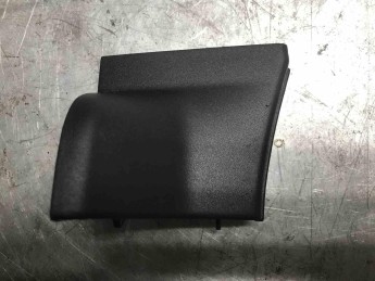 Накладка петли багажника правой BMW  X4 G02 2018> б/у