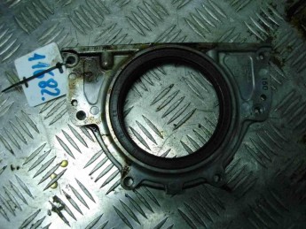 Крышка коленвала задняя Kia  Quoris 2012> б/у