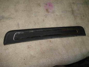 Накладка порога задняя левая Kia  Quoris 2012> б/у