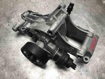 Насос водяной / помпа BMW  X4 G02 2018> б/у