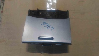 Ящик передней консоли Kia  Quoris 2012> б/у