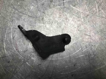 Кронштейн амортизатора багажника правый Citroen  C4 Grand Picasso 2014> б/у